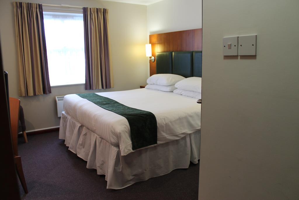 The Villa Express Kirkham  Chambre photo