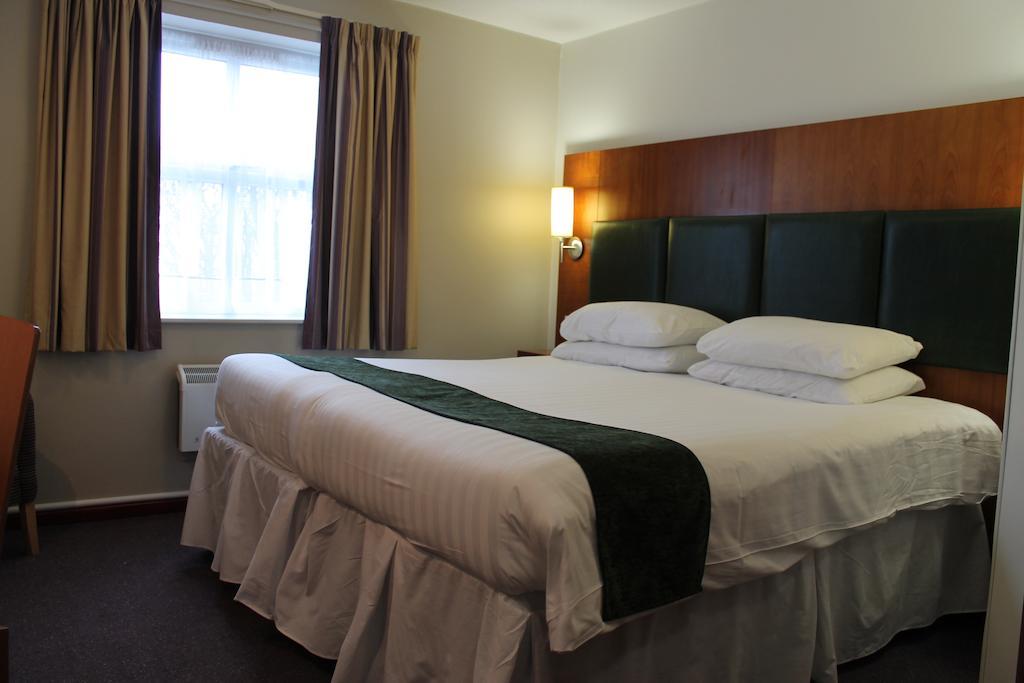 The Villa Express Kirkham  Chambre photo